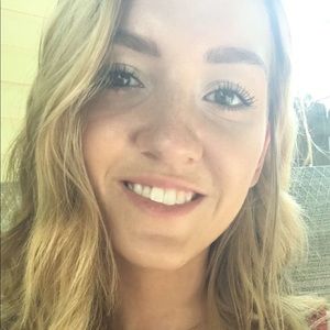 Meet your Posher, Kaitlynn